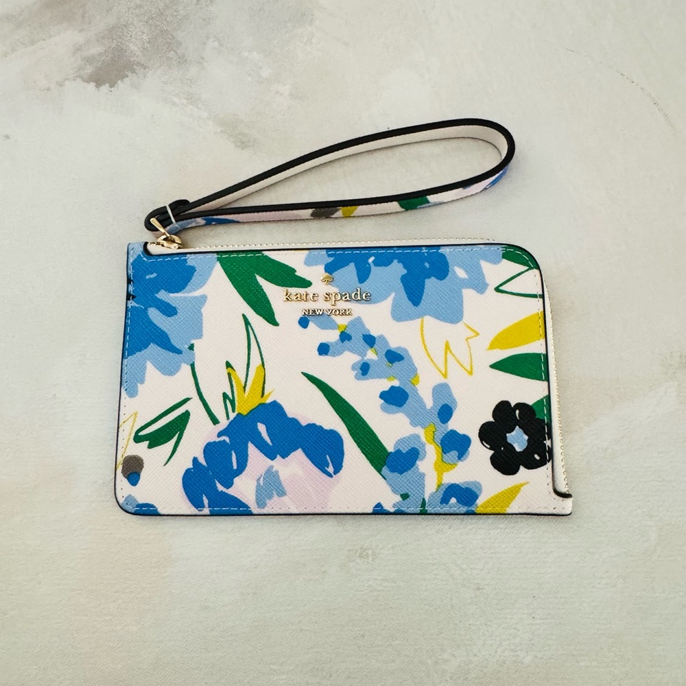 Kate Spade Blue Yellow Floral Lucy Floral Medium L-Zip Wristlet